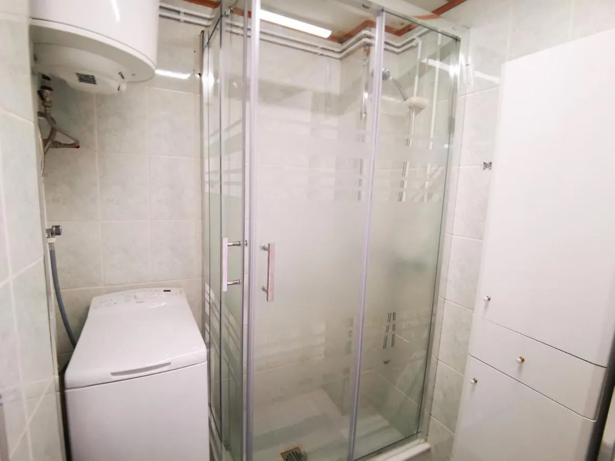 Torremolinos Beach 2 Bedrooms With Terrace And Pool